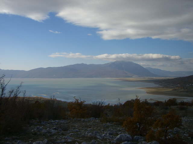 Bu�ko jezero